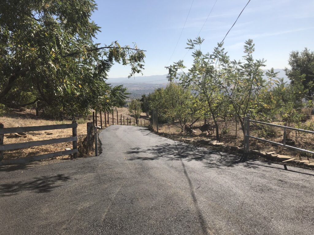 Top of cut-through at Higuera end point